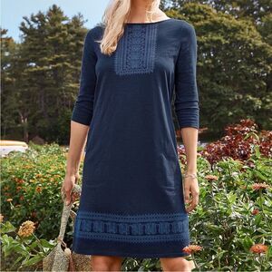 Garnet Hill Women’s Blue Embroidered Boatneck Knit Shift Dress Size Medium